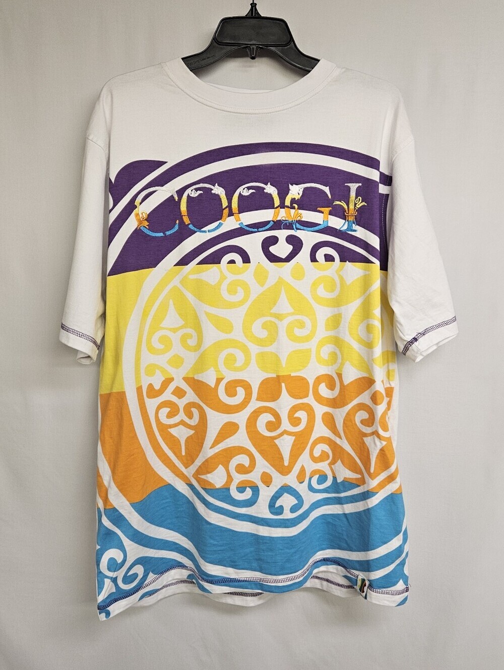 COOGI vintage 90s Y2K tshirt White Rainbow Sun Size Large Embroiderd Logo Cotton